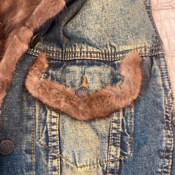 Tendler Denim Mink Lined Vest - Picture 6 of 12